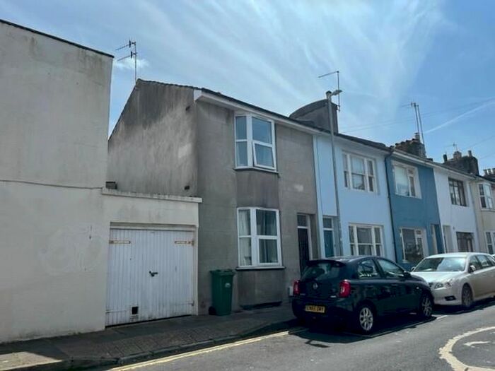 4 Bedroom End Of Terrace House To Rent In Washington Street, Brighton, BN2