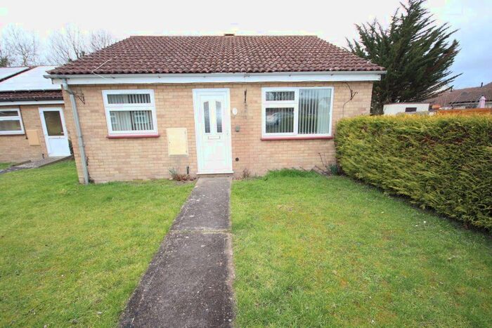 2 Bedroom Bungalow To Rent In Sheppard Way, Teversham, Cambridge, CB1