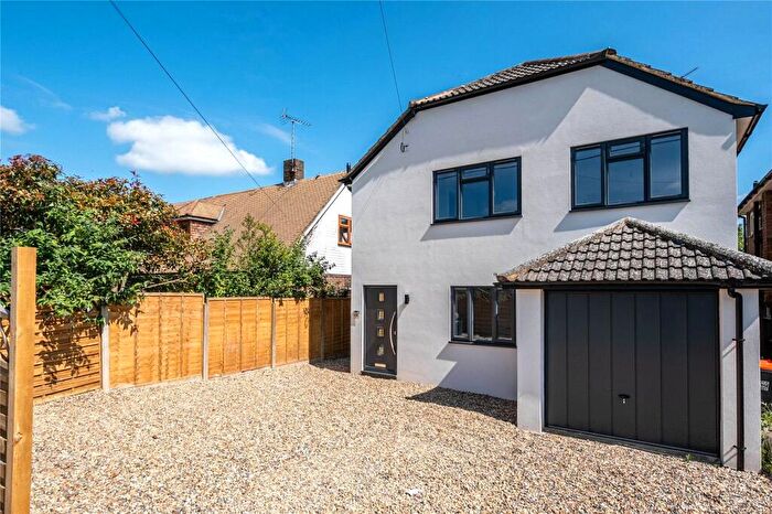 4 Bedroom Detached House To Rent In Common Road, Kensworth, Bedfordshire, LU6