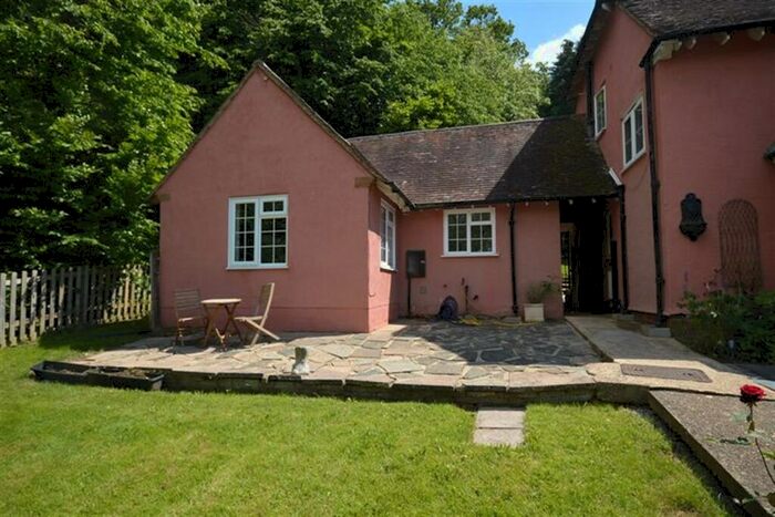 1 Bedroom Detached Bungalow To Rent In Stapleford, Hertford, SG14