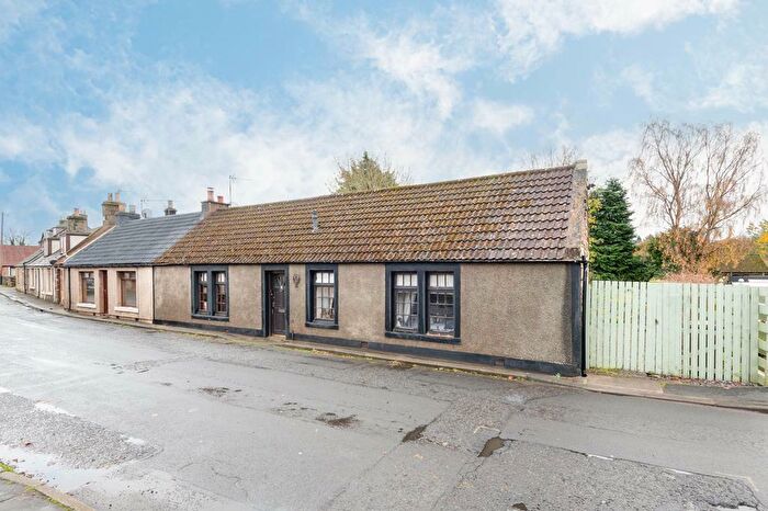 2 Bedroom End Of Terrace House For Sale In Main Street, Milton Of Balgonie, KY7