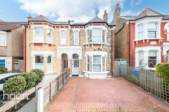 6 Bedroom Terraced House For Sale In Friern Road, London, SE22