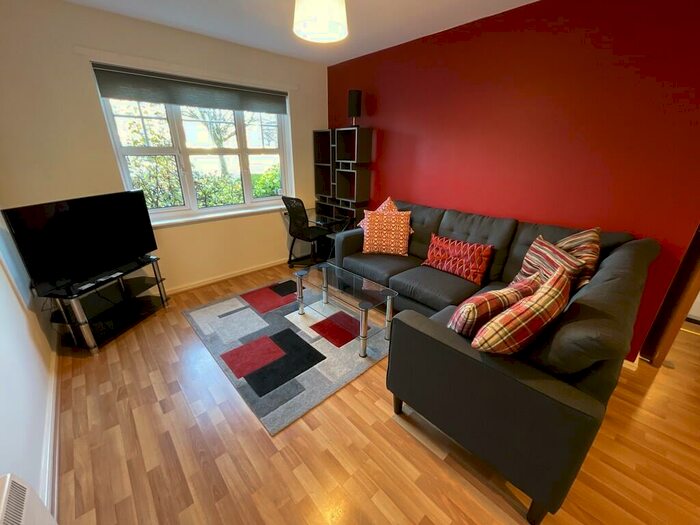 2 Bedroom Apartment To Rent In Merlin House, Fog Lane, M19