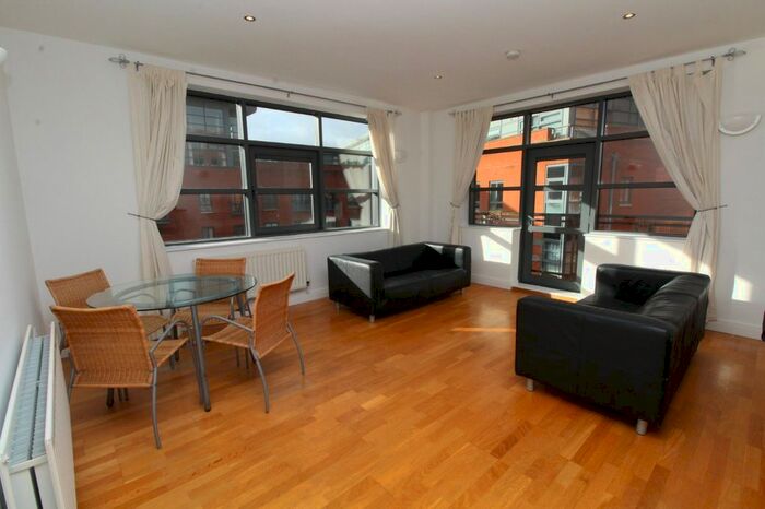 2 Bedroom Flat To Rent In Tarn House, Ellesmere Street, Castlefield, Manchester, M15