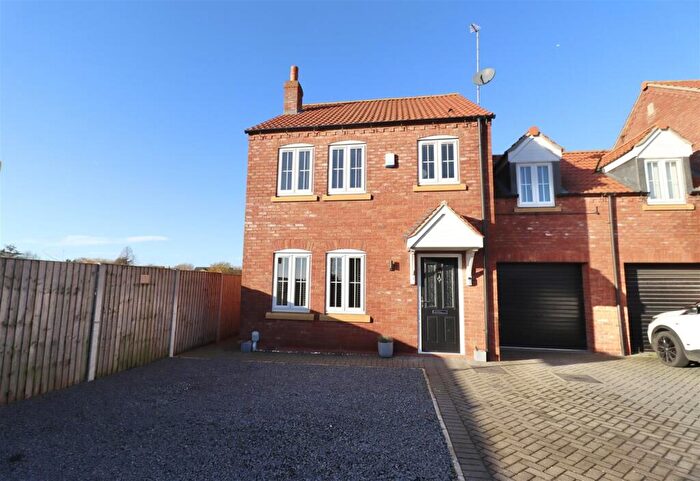 3 Bedroom House For Sale In Harrison Place, Welton, Brough, HU15