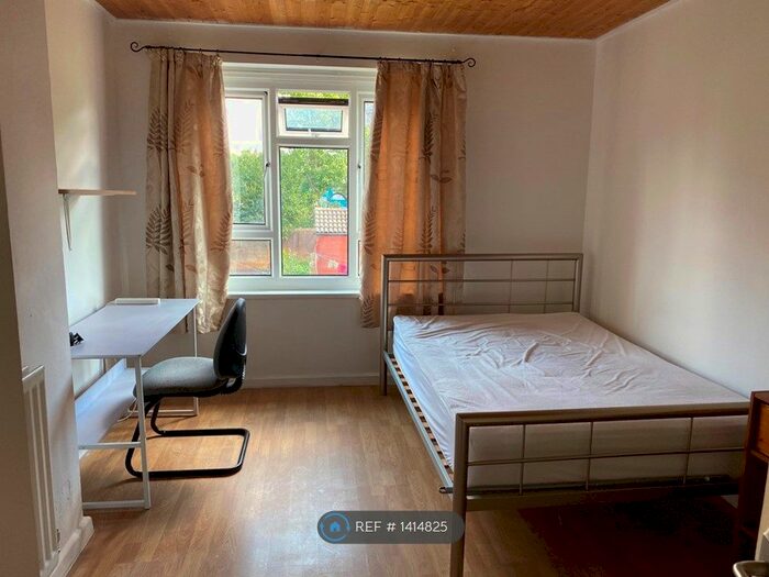 3 Bedroom Flat To Rent In Rupert Street, Birmingham, B7