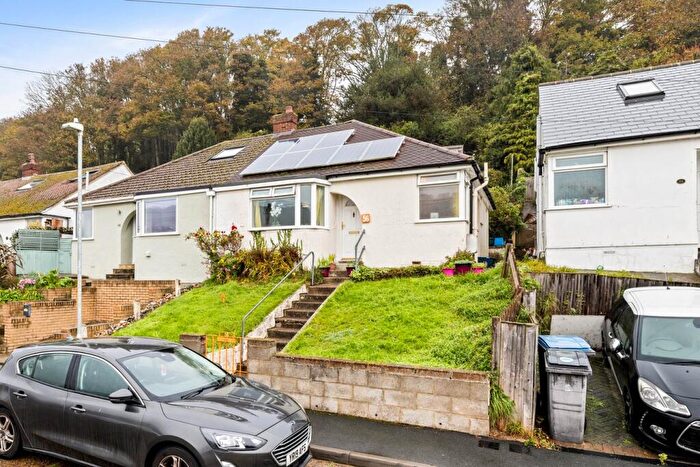2 Bedroom Bungalow For Sale In Queens Avenue, Elms Vale, Dover, CT17
