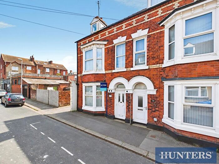 4 Bedroom End Of Terrace House For Sale In Westmoreland Avenue, Bridlington, YO15