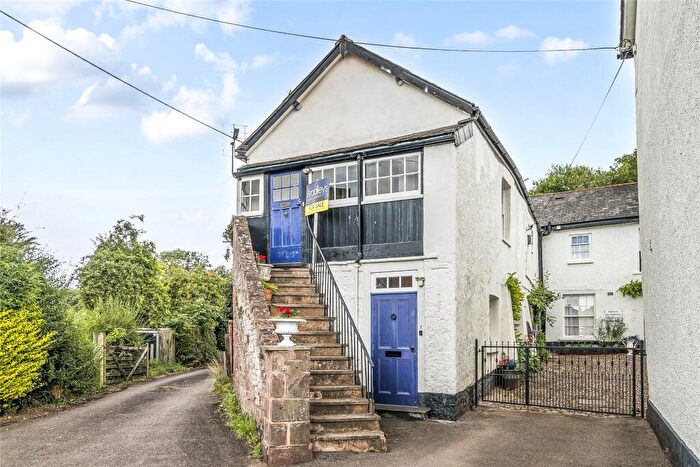 1 Bedroom Apartment For Sale In Station Road, Crediton, Devon, EX17
