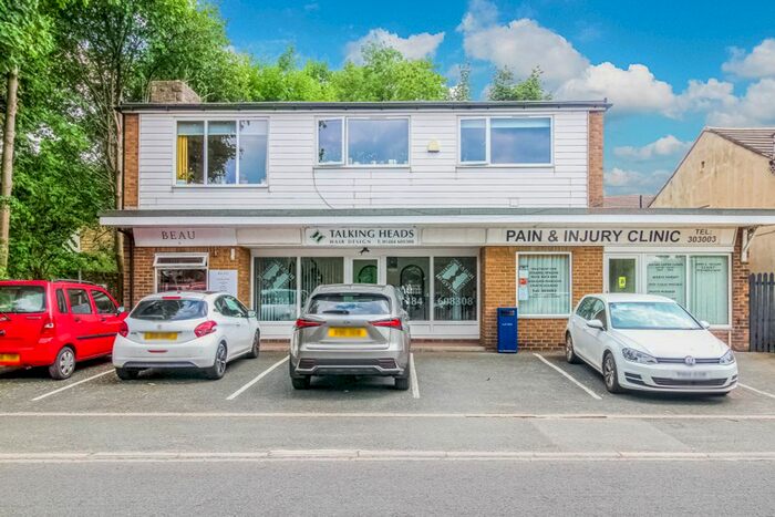 2 Bedroom Flat To Rent In Highgate Lane, Lepton, Huddersfield, HD8