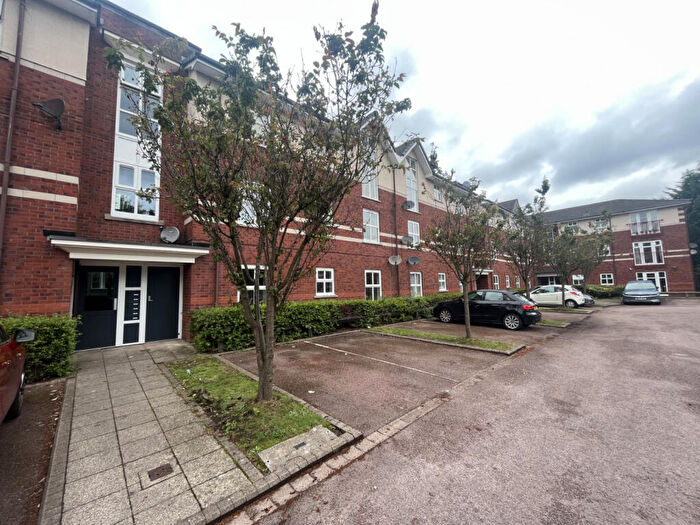 2 Bedroom Apartment For Sale In Linen Court, Trinity Riverside, Salford, M3