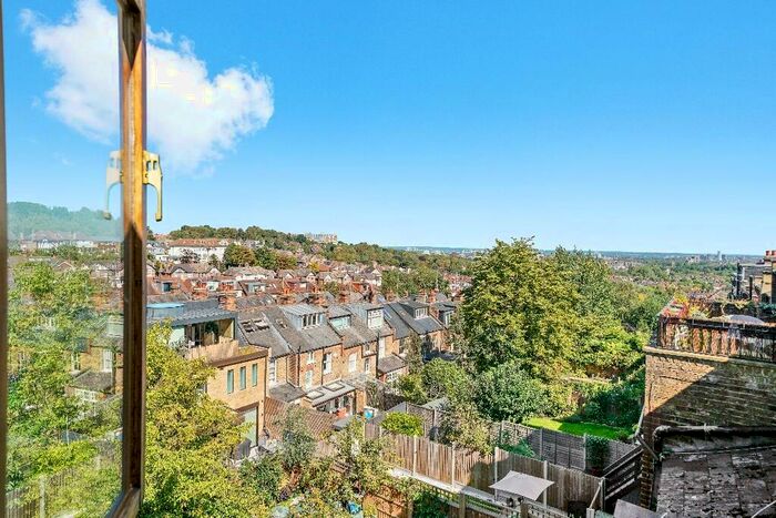 1 Bedroom Flat To Rent In Woodland Gardens, Muswell Hill, London, N10