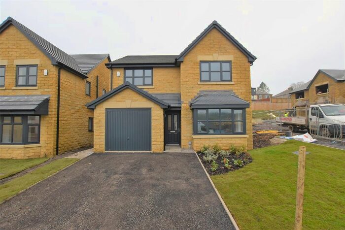 4 Bedroom Property To Rent In Ramsgreave Drive, Blackburn, BB1