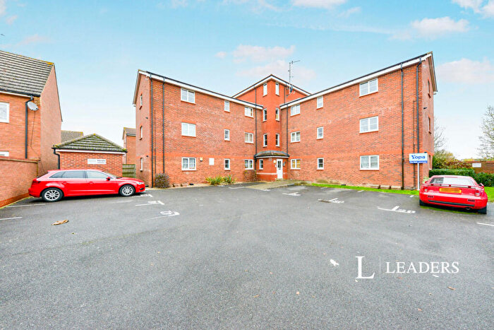 2 Bedroom Flat To Rent In Walker Grove, Hatfield, AL10