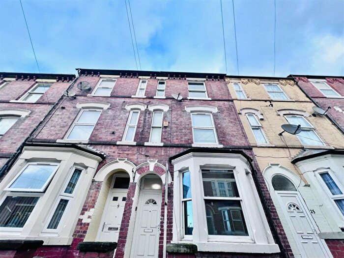 4 Bedroom House To Rent In Claypole Road, Nottingham, NG7