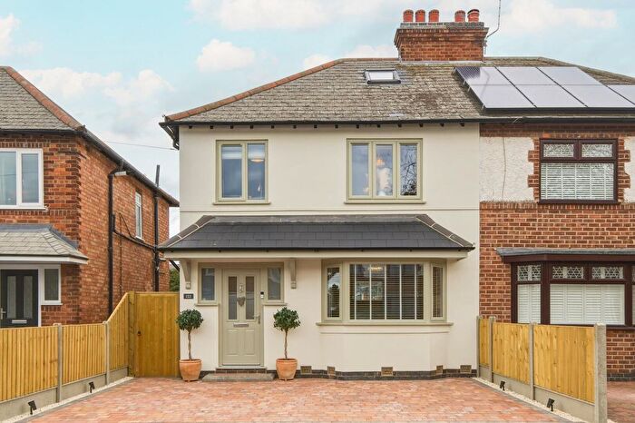 4 Bedroom Semi Detached House For Sale In Eltham Road, West Bridgford, Nottingham, NG2