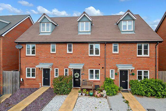 4 Bedroom Terraced House For Sale In Lavender Way, Angmering, BN16