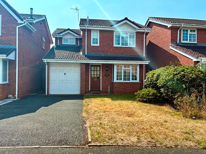 3 Bedroom Detached House For Sale In Lavender Walk, Evesham, WR11