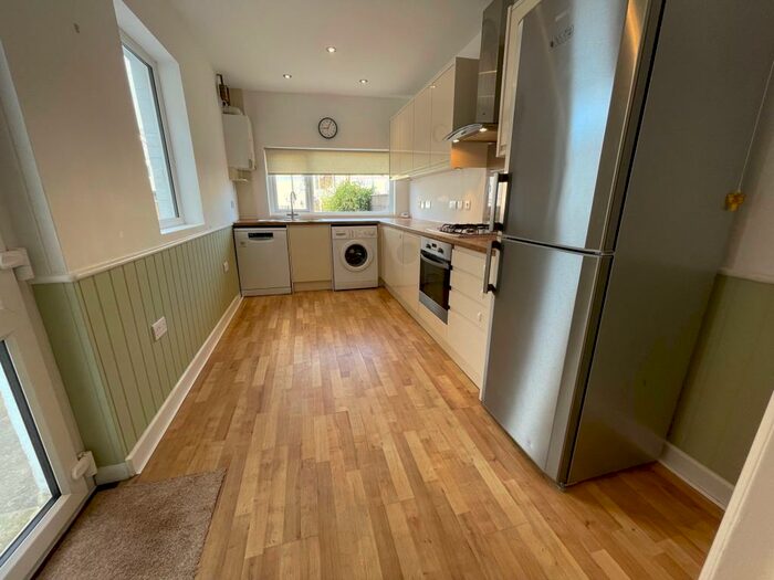 3 Bedroom House To Rent In Maple Road, Poole, BH15