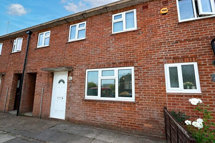3 Bedroom Terraced House For Sale In Woodlands Road, Weldon, NN17