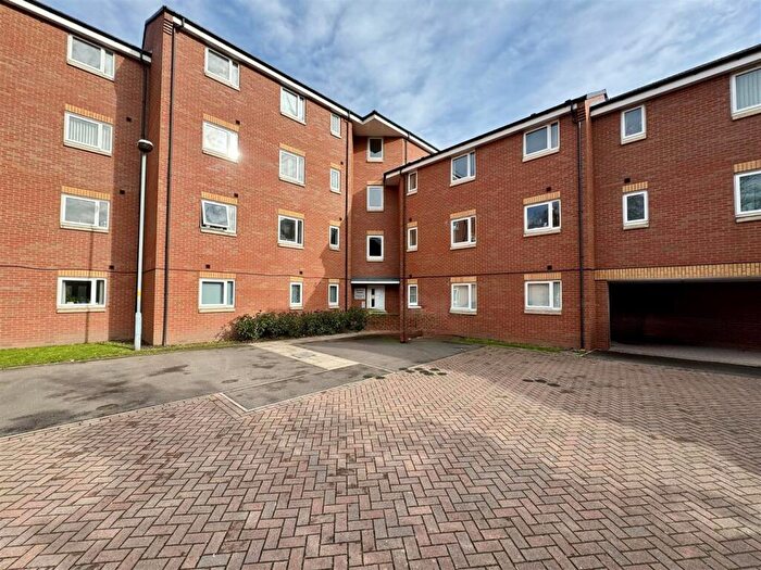 2 Bedroom Flat To Rent In Springmeadow Road, Birmingham, B15