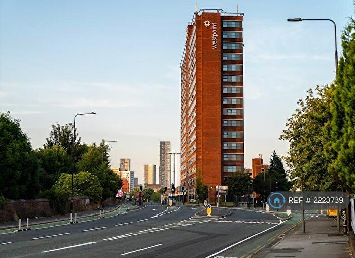 1 Bedroom Flat To Rent In Westpoint, Old Trafford, Manchester, M16