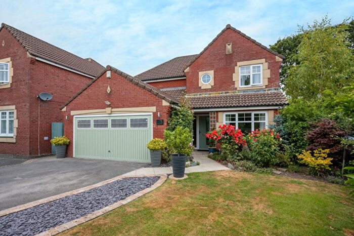 4 Bedroom Detached House For Sale In Ryding Close, Farington Moss, PR26