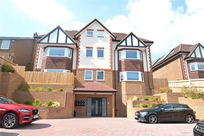 2 Bedroom Flat To Rent In Riddlesdown Road, Purley, CR8