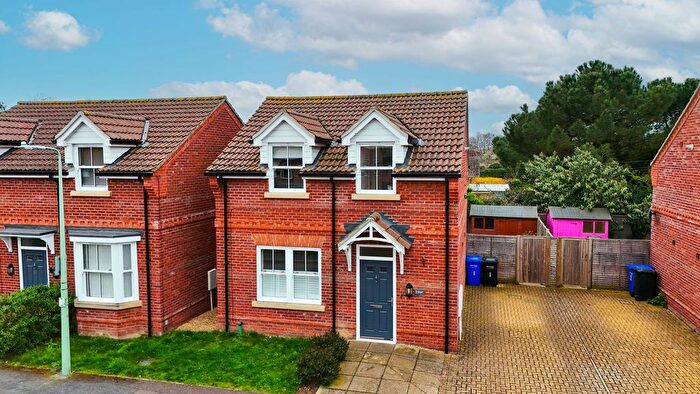 2 Bedroom Detached House For Sale In Drinkwater Close, Newmarket, CB8