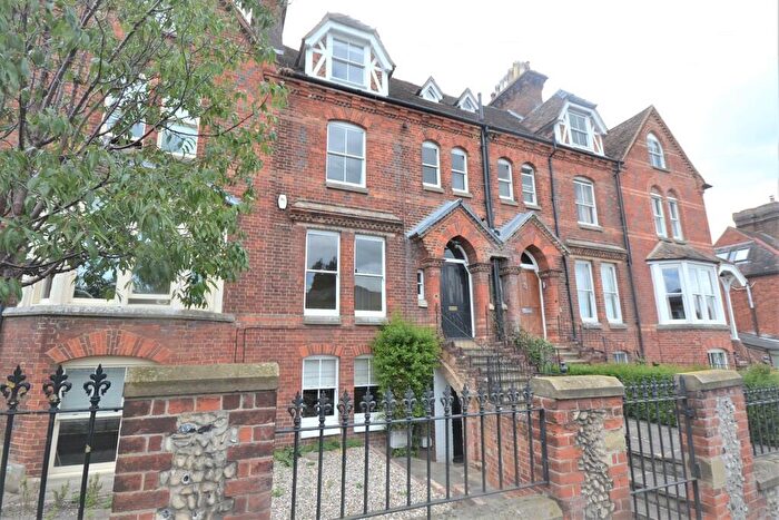 4 Bedroom Terraced House To Rent In South Road, Saffron Walden, CB11