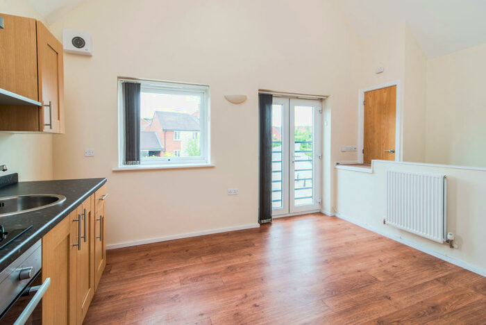 1 Bedroom House To Rent In Basingstoke, RG24