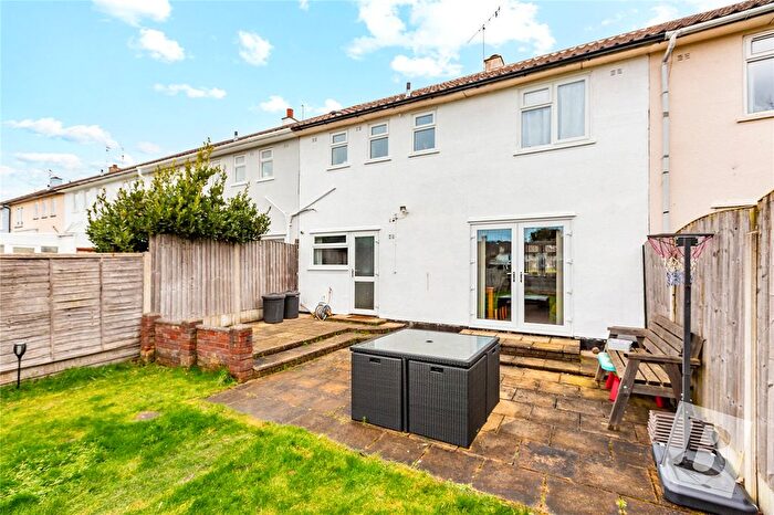 3 Bedroom Terraced House For Sale In Milburn Crescent, Chelmsford, Essex, CM1