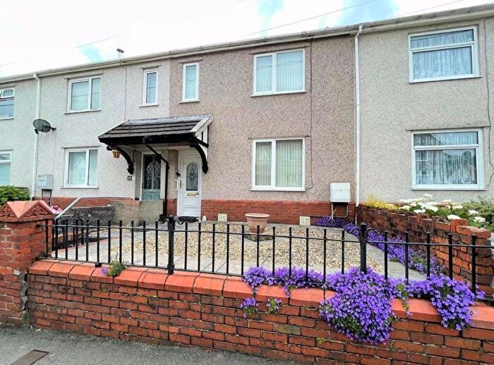 3 Bedroom Terraced House To Rent In Grove Road, Swansea, SA6