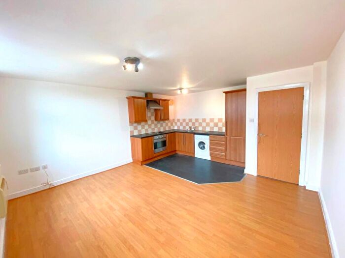 1 Bedroom Apartment To Rent In Constable House, Stockport Road, Denton, Manchester, M34