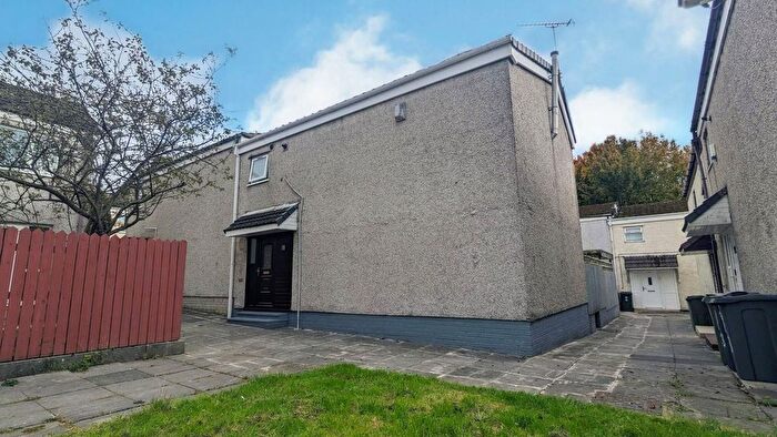 3 Bedroom Semi-Detached House For Sale In Evenwood, Skelmersdale, WN8