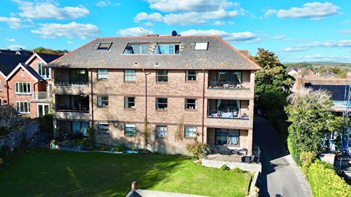 2 Bedroom Flat For Sale In Spa Road, Weymouth, DT3