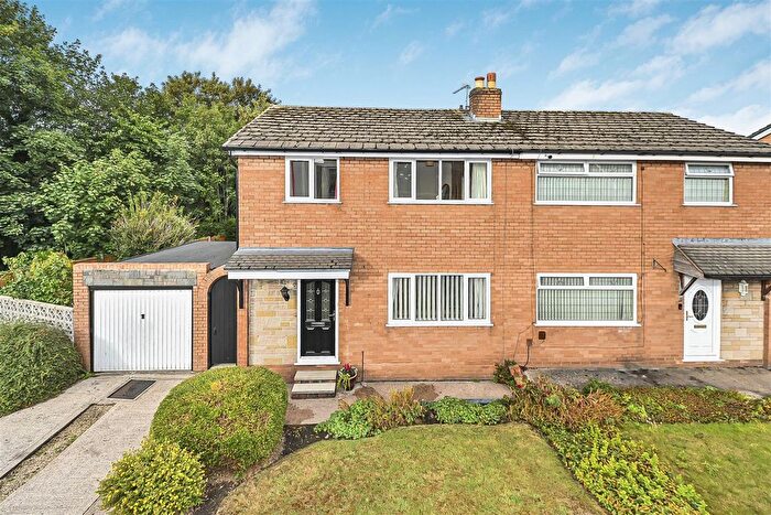 3 Bedroom Semi-detached House For Sale In Arbory Close, Leigh, WN7