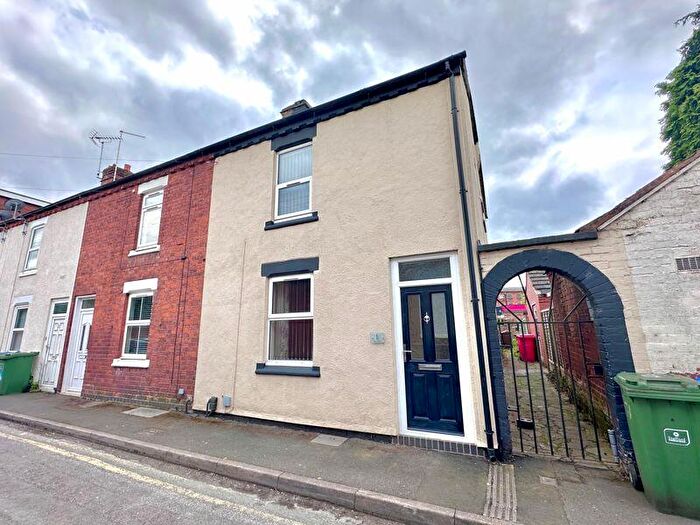 2 Bedroom End Of Terrace House To Rent In Lloyd Street, Stafford, Staffordshire, ST16