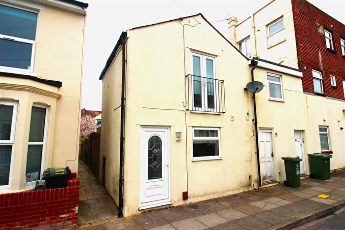 1 Bedroom Coach House To Rent In Jubilee Road, Southsea, PO4