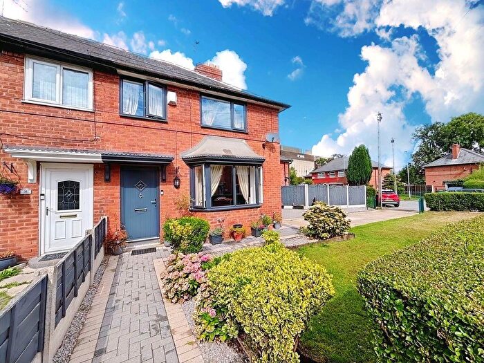 3 Bedroom Semi-Detached House For Sale In Frimley Gardens, Manchester, M22