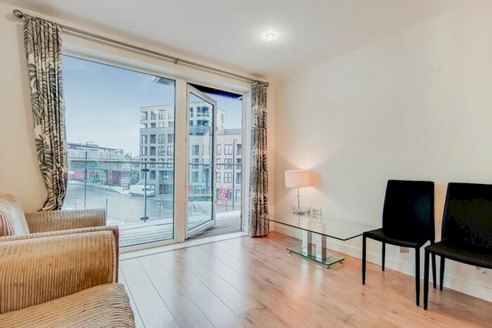 1 Bedroom Flat To Rent In Deals Gateway, London, SE10