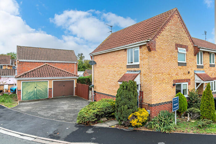 2 Bedroom End Of Terrace House For Sale In Buttercup Court, Deeping St James, Peterborough, Lincolnshire, PE6