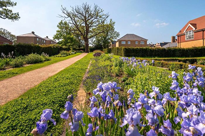 4 Bedroom House For Sale In Trent Park, Enfield, Barnet, EN4