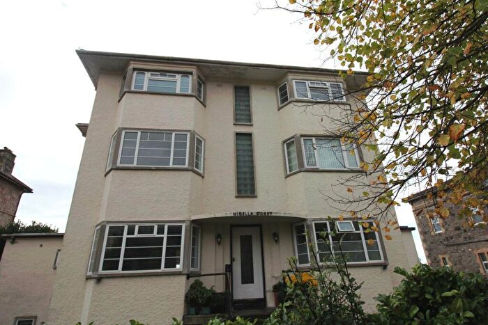 3 Bedroom Flat To Rent In Southside, Weston Super Mare, BS23