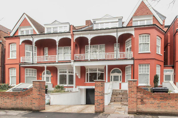 2 Bedroom Flat To Rent In Raglan House, Muswell Hill, N10