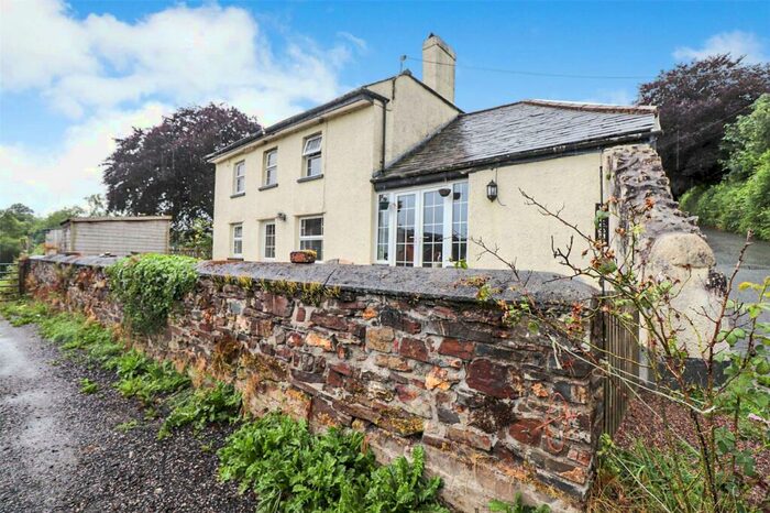 4 Bedroom House For Sale In Beaworthy, Devon, EX21