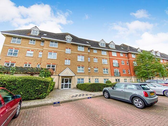2 Bedroom Flat To Rent In Harrisons Wharf, Purfleet, RM19