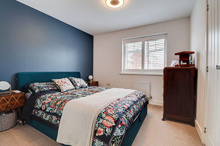 2 Bedroom Semi-Detached House For Sale In Harrier End, St. Albans, Hertfordshire, AL4