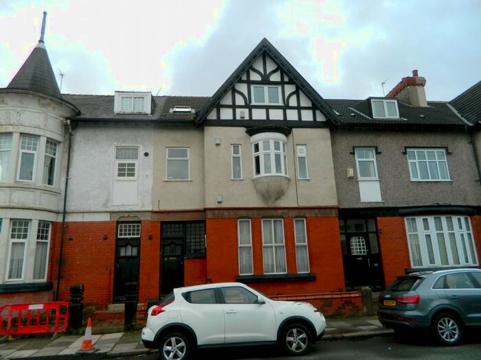 2 Bedroom Flat To Rent In Elm Hall Drive Allerton Liverpool, L18