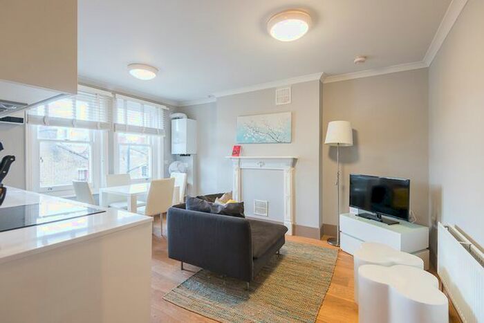 1 Bedroom Flat To Rent In Cleveland Residences, Cleveland Street, Fitzrovia, W1T